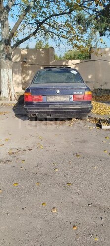 BMW 525 1990, 258,683 km - 2.5 л - Xaçmaz
