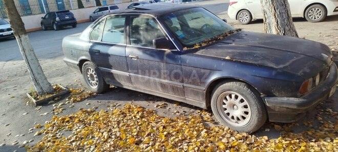 BMW 525 1990, 258,683 km - 2.5 л - Xaçmaz