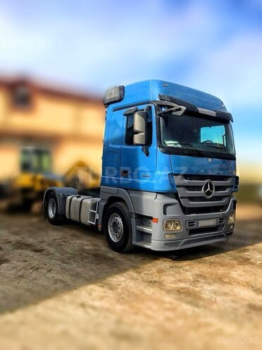 Mercedes Actros 1844 2010, 1,115,000 km - 12.0 l - Bakı