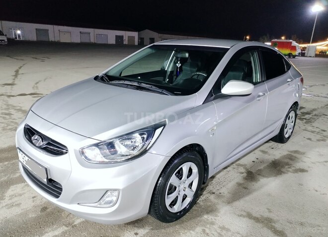 Hyundai Accent 2013, 73,000 km - 1.6 l - Bakı