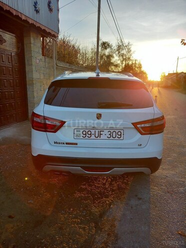 LADA (VAZ) Vesta SW Cross 2020, 105,000 km - 1.8 л - Beyləqan