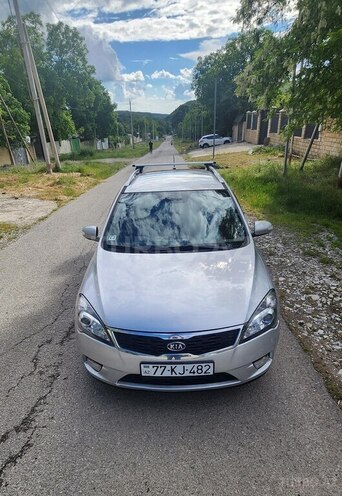 Kia Ceed 2010, 230,000 km - 1.6 л - Şamaxı