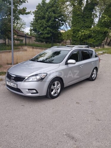 Kia Ceed 2010, 230,000 km - 1.6 л - Şamaxı