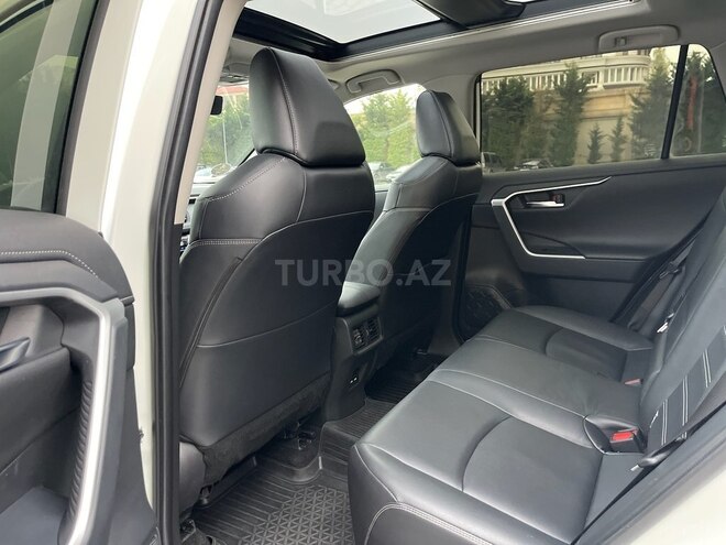 Toyota RAV4 2021, 45,000 km - 2.0 l - Bakı