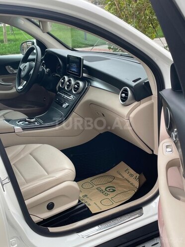 Mercedes GLC 300 4MATIC Coupe 2017, 114,000 km - 2.0 л - Bakı
