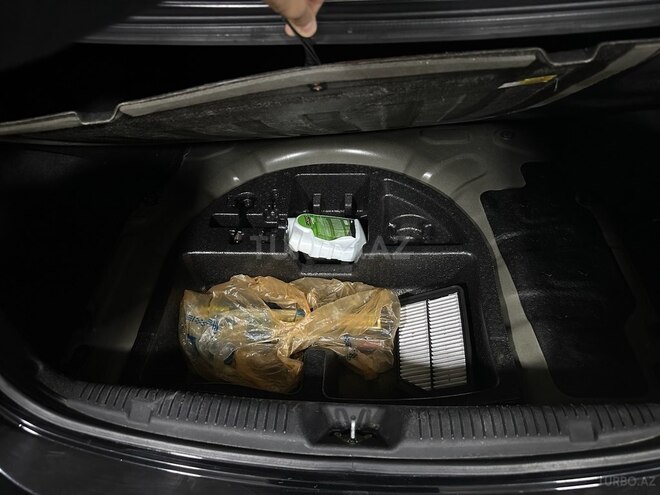 Hyundai Elantra 2015, 162,544 km - 1.8 l - Bakı