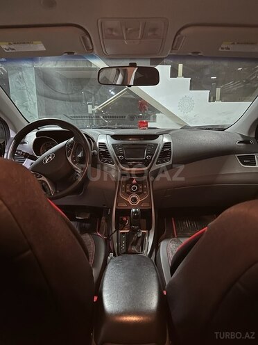 Hyundai Elantra 2015, 162,544 km - 1.8 l - Bakı