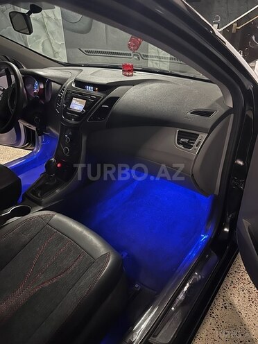 Hyundai Elantra 2015, 162,544 km - 1.8 l - Bakı