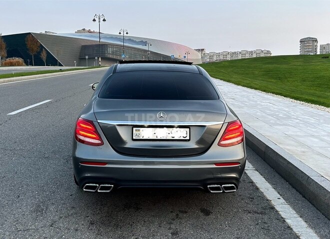 Mercedes E 220 d 2019, 90,000 km - 2.0 л - Bakı