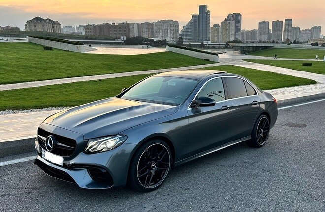 Mercedes E 220 d 2019, 90,000 km - 2.0 л - Bakı
