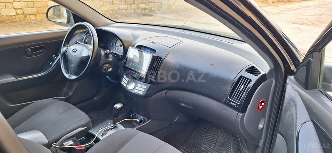 Hyundai Elantra 2009, 248,000 km - 2.0 l - Bakı