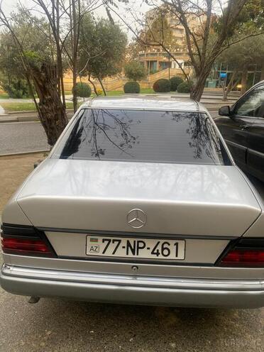 Mercedes E 230 1992, 300,000 km - 2.3 l - Bakı