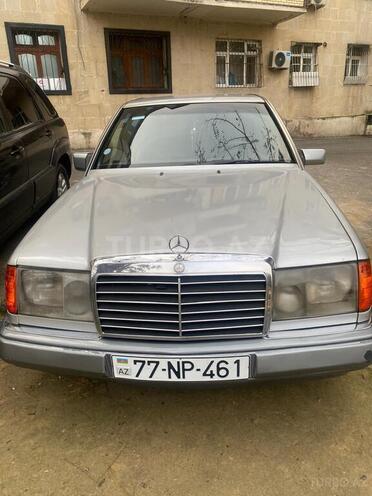 Mercedes E 230 1992, 300,000 km - 2.3 l - Bakı