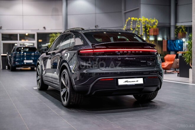 Porsche Macan 4-6