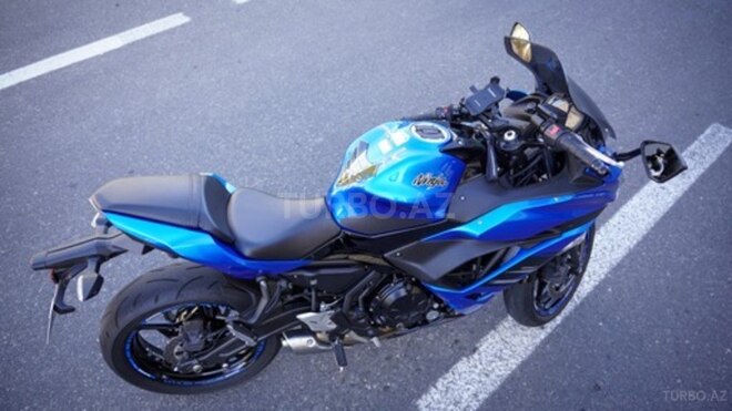 Kawasaki Ninja 650-9