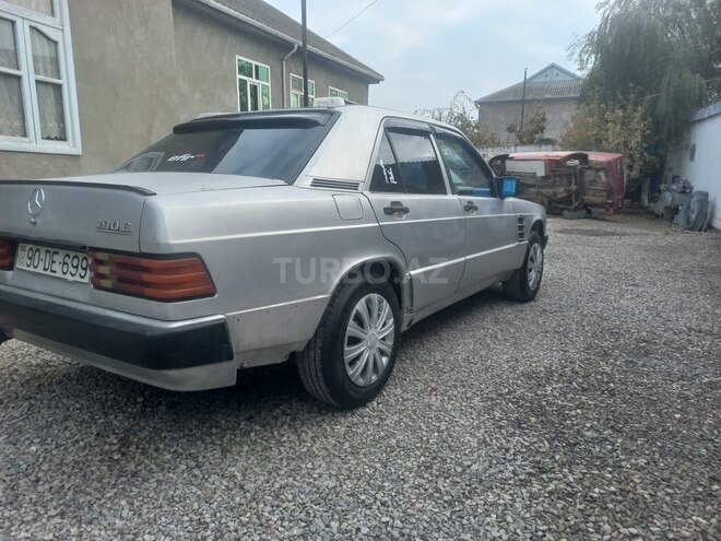 Mercedes 190 1991, 267,000 km - 1.8 l - Şirvan