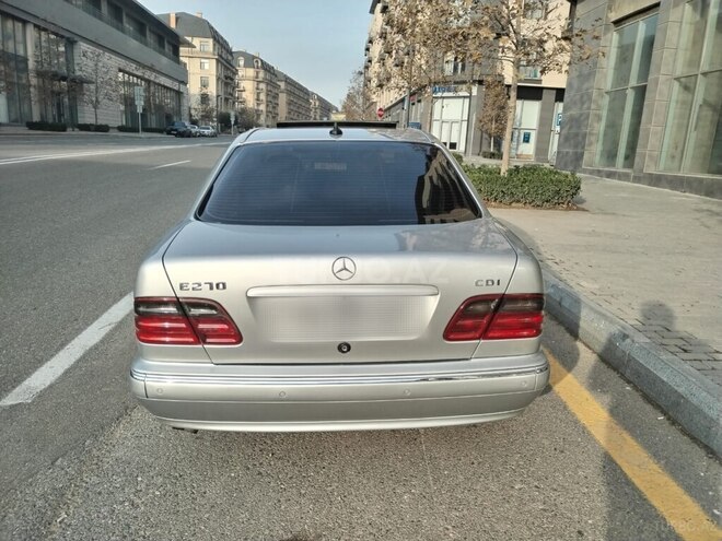 Mercedes E 270 1999, 284,700 km - 2.7 л - Bakı