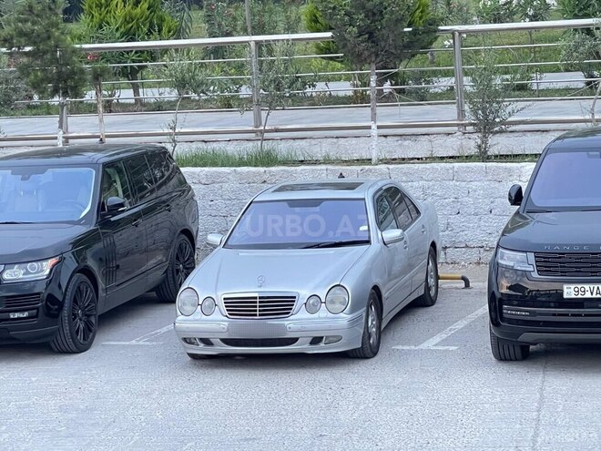 Mercedes E 270 1999, 284,700 km - 2.7 л - Bakı