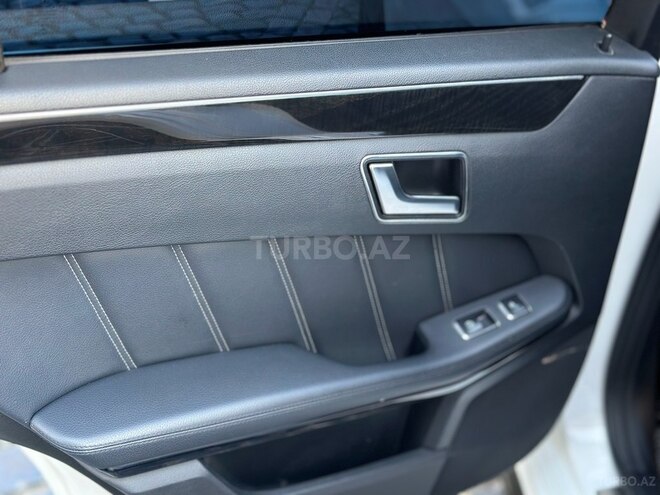 Mercedes E 250 2014, 211,000 km - 2.2 l - Bakı