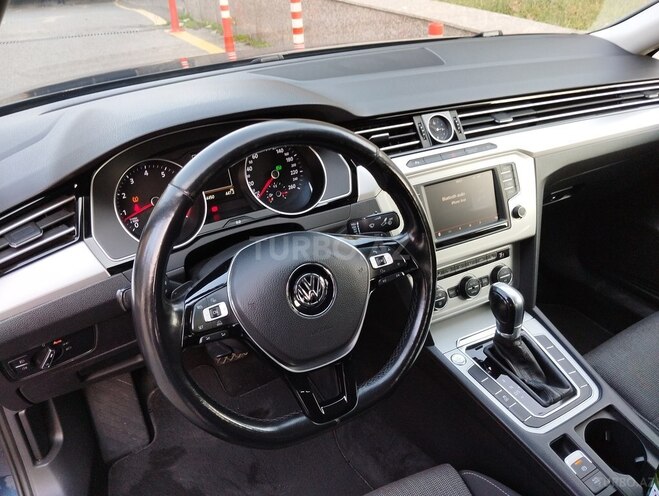Volkswagen Passat 2016, 173,000 km - 1.8 l - Bakı