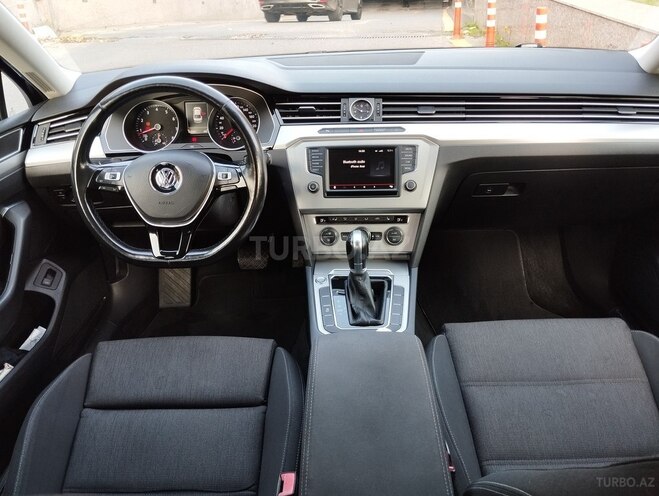 Volkswagen Passat 2016, 173,000 km - 1.8 l - Bakı
