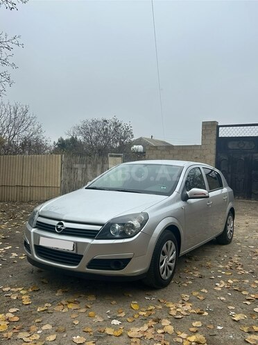 Opel Astra 2004, 237,000 km - 1.4 l - Gəncə