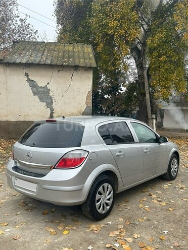 Opel Astra 2004, 237,000 km - 1.4 l - Gəncə