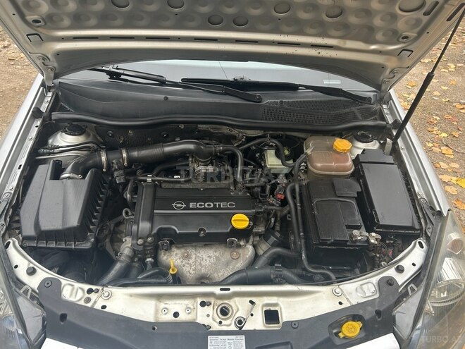 Opel Astra 2004, 237,000 km - 1.4 l - Gəncə