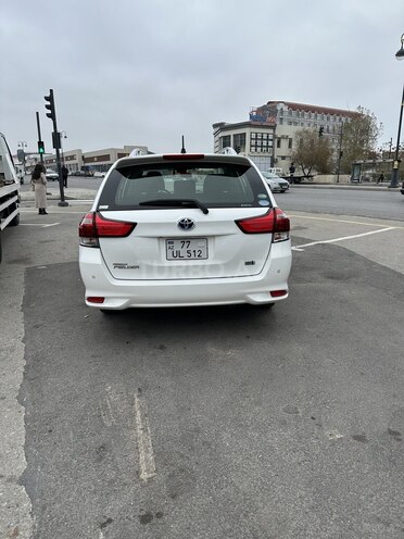Toyota Corolla Fielder 2018, 97,500 km - 1.5 л - Bakı