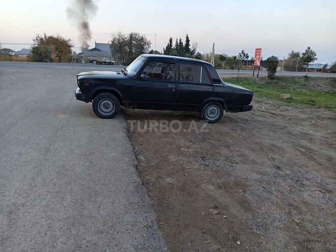 LADA (VAZ) 2107 1984, 80,000 km - 1.6 l - Saatlı