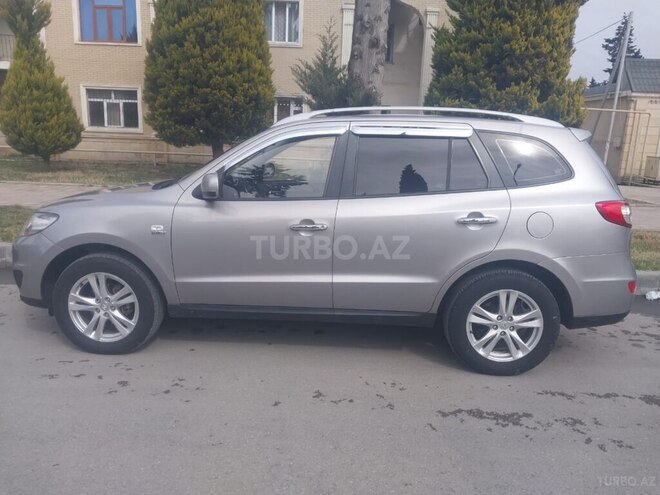 Hyundai Santa Fe 2011, 235,000 km - 2.0 l - Xaçmaz