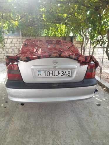 Opel Vectra 1997, 430,000 km - 1.6 l - Bakı
