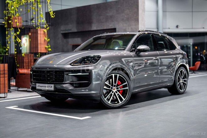 Porsche Cayenne GTS-1