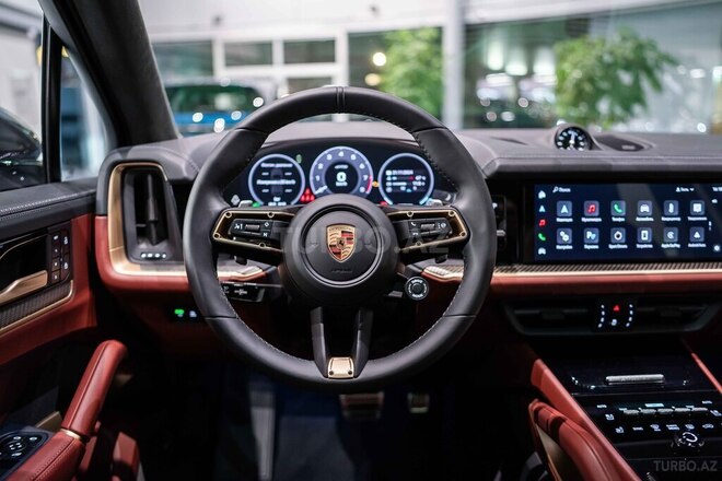Porsche Cayenne GTS-9