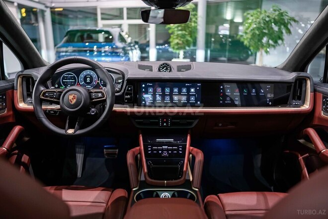 Porsche Cayenne GTS-8
