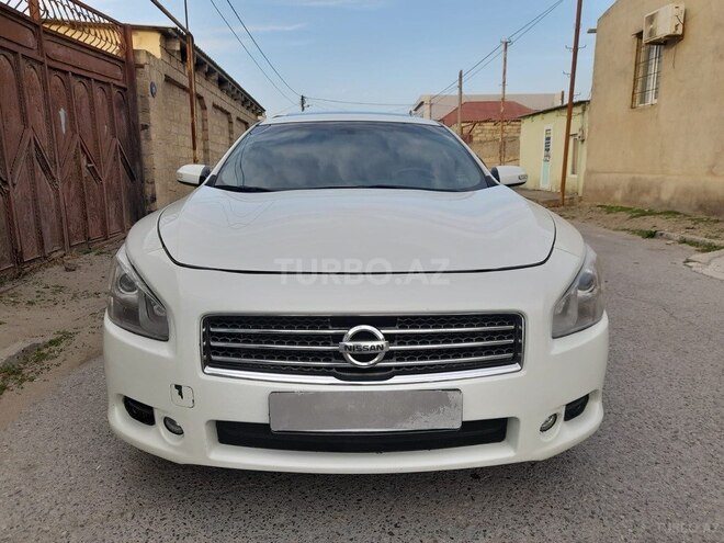 Nissan Maxima-11