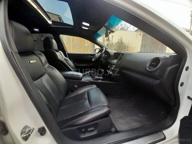 Nissan Maxima-3
