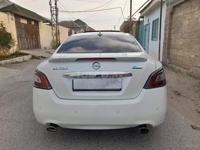 Nissan Maxima-13