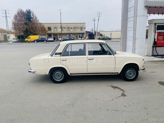 LADA (VAZ) 21011 1979, 98,000 km - 1.3 л - Yevlax