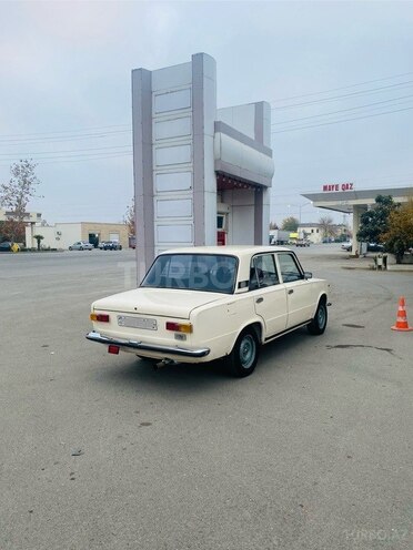 LADA (VAZ) 21011 1979, 98,000 km - 1.3 л - Yevlax