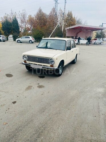 LADA (VAZ) 21011 1979, 98,000 km - 1.3 л - Yevlax