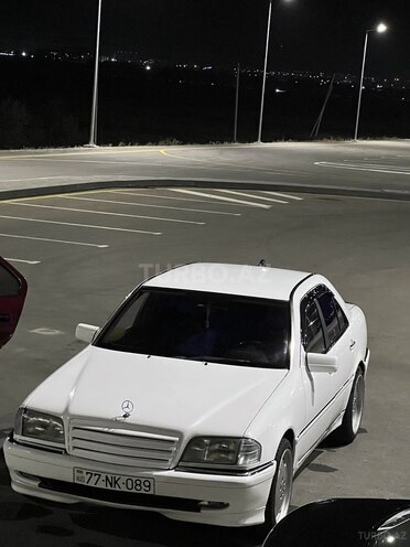 Mercedes C 180 1995, 451,000 km - 1.8 l - Bakı