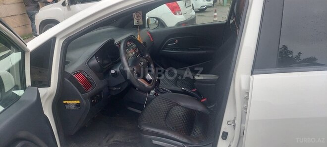 Kia Rio 2016, 270,370 km - 1.6 l - Bakı