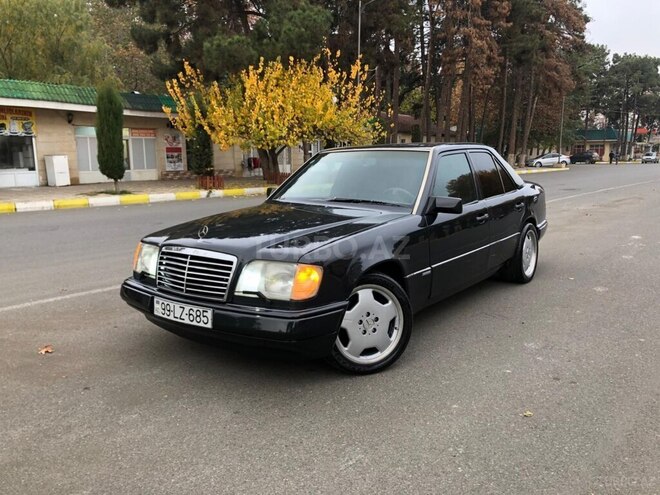 Mercedes E 220 1994, 609,000 km - 2.2 l - Bakı