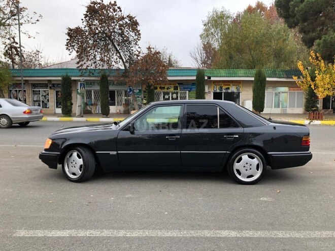 Mercedes E 220 1994, 609,000 km - 2.2 l - Bakı