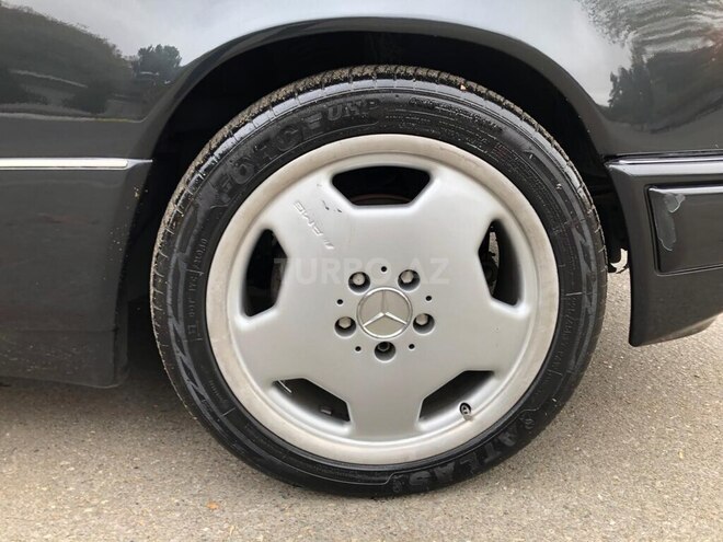 Mercedes E 220 1994, 609,000 km - 2.2 l - Bakı