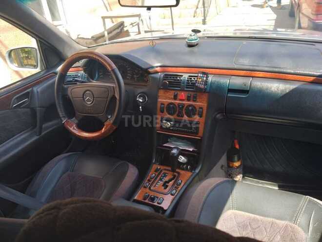 Mercedes E 220 d 1999, 570,000 km - 2.2 л - Bakı