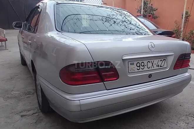 Mercedes E 220 d 1999, 570,000 km - 2.2 л - Bakı