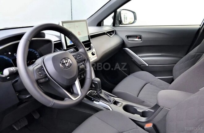 Toyota Corolla Cross 2024, 0 km - 2.0 л - Bakı