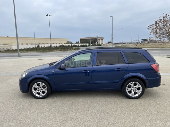 Opel Astra 2006, 215,000 km - 1.8 л - Bakı